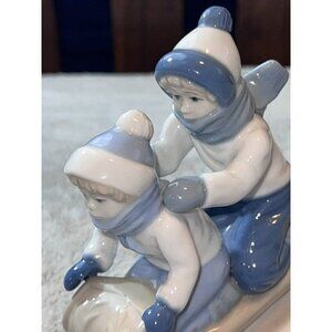 PAUL SEBASTIAN Porcelana De Cuernavaca Mexico Children On Sled Porcelain Holiday